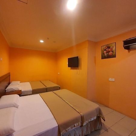 איפוה Highway Budget Hotel מראה חיצוני תמונה