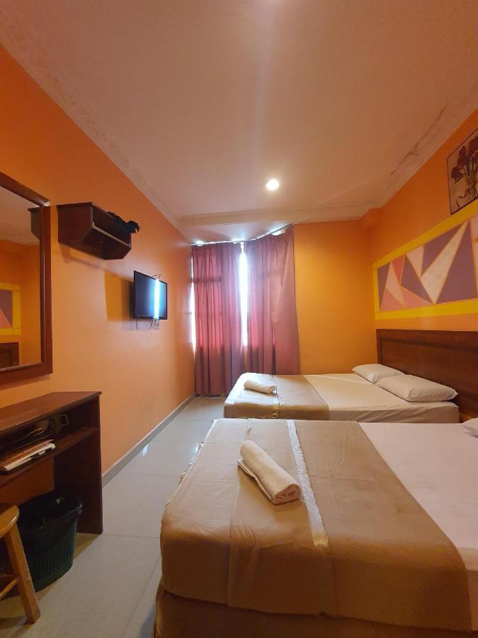 איפוה Highway Budget Hotel מראה חיצוני תמונה